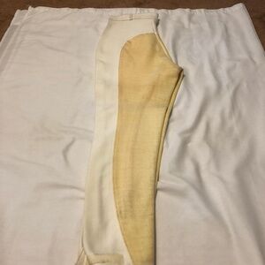 Caldene White Fullseat Breech 28 102